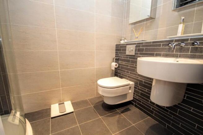 Family shower room