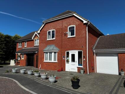 Aldwych Close, Burnham-On-Sea