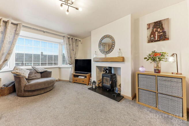 3 bed Semi-Detached for sale Image 9