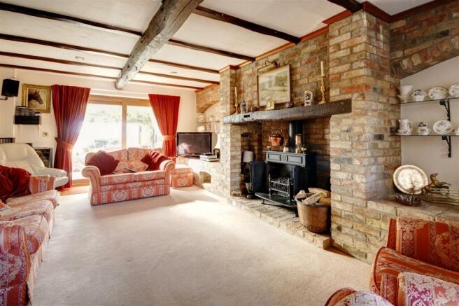 Sitting Room 2.jpg
