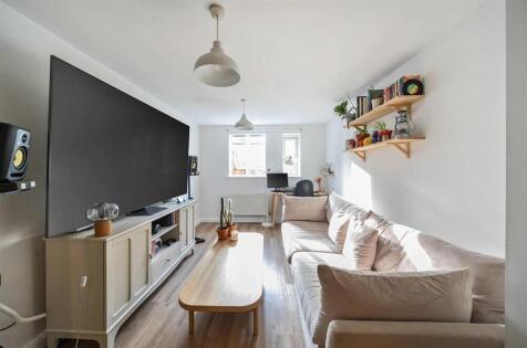 Burway Close, South Croydon