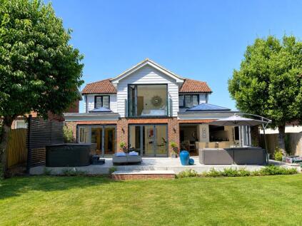 Willowdale Close, Stroud, Hampshire