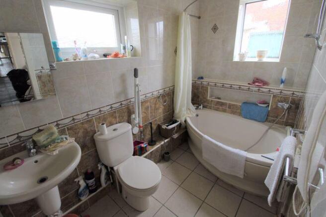 Bathroom (Grou...