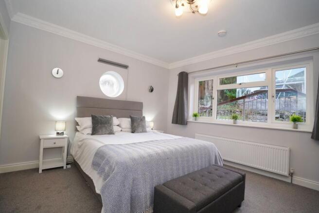 Swans Nest Bedroom