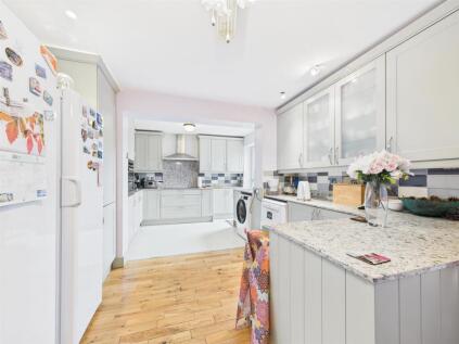 Welbeck Avenue, Bedgrove, Aylesbury