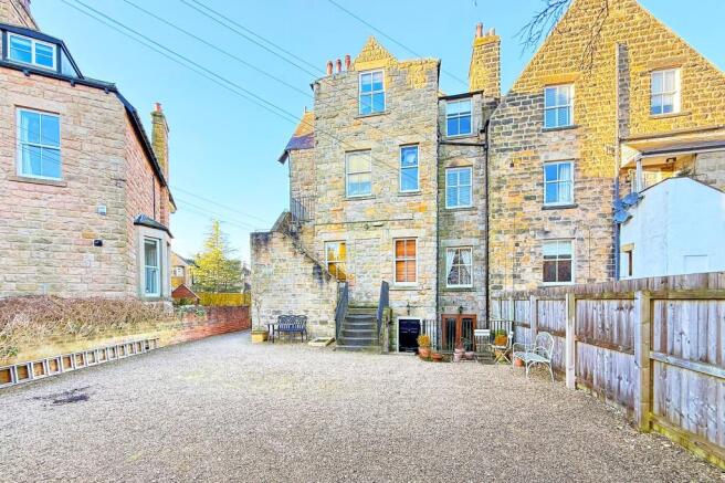 2 bed Flat for sale Image 9