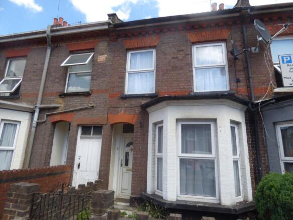 Available October 2026 - 3 bedroom house for rent