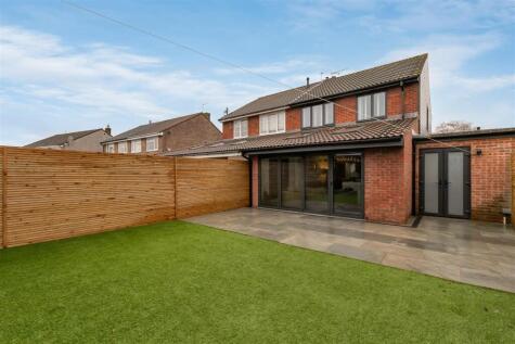 Stockwood Lane, Stockwood