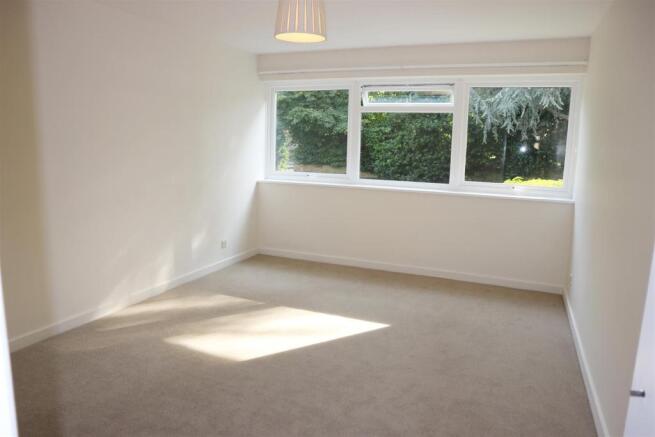 TheElms2.Bedroom1.jp