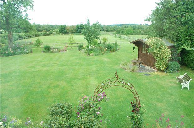 Garden leading to Paddock