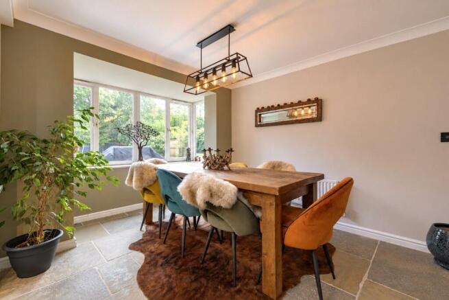 Blackthorn Drive, Thatcham, Berkshire, RG18 photo 4