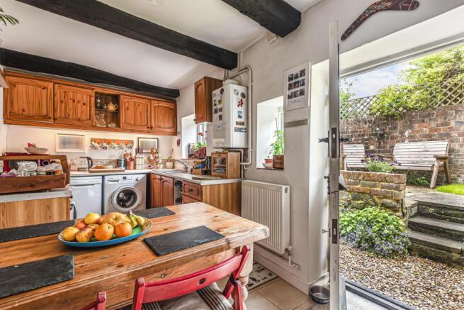 Kitchen / Breakfast 