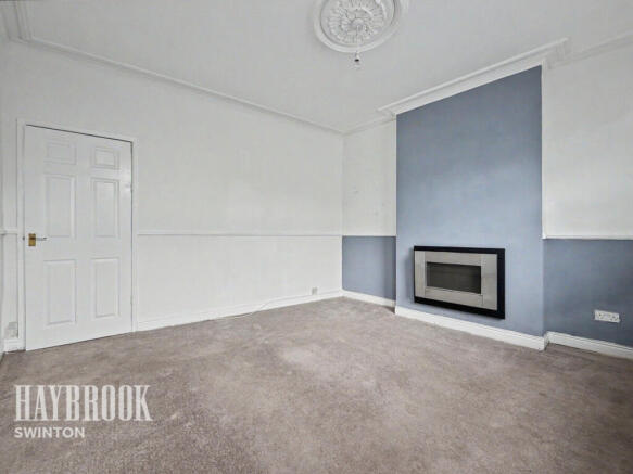 2 bed Terraced for sale Image 8