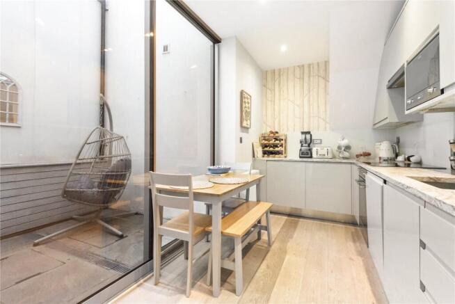 Kitchen/Patio