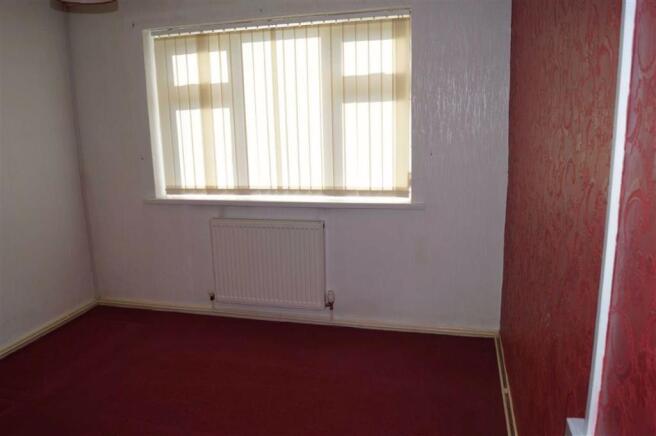 BEDROOM 2 (REAR)