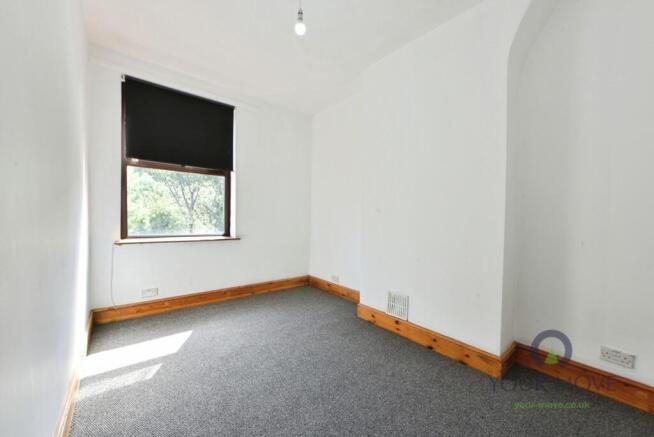 3 bed Terraced for sale Image 8