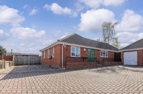 Sydney Close, Spixworth, Norfolk, NR10