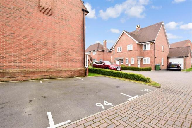 Driveway/Parking