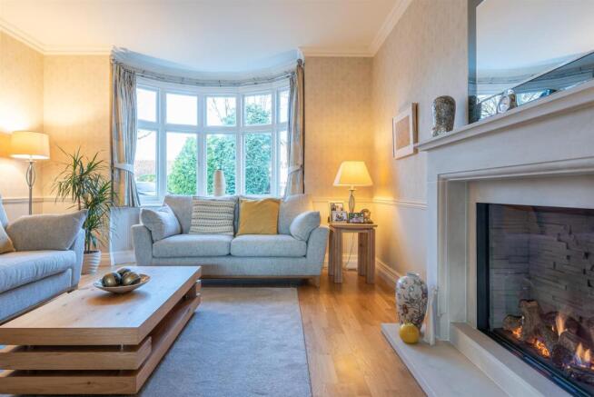 SITTING ROOM