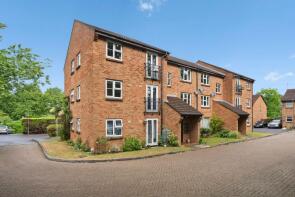 3, Azalea Court, Woking GU22 0HG