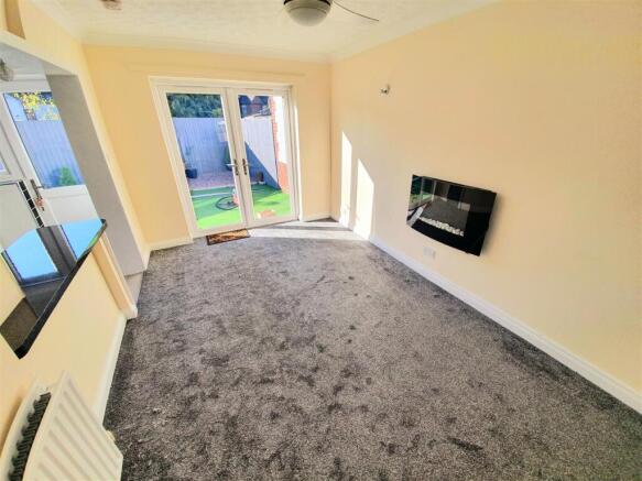 Moorbrooke, Hartshill, Nuneaton photo 4