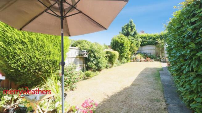 3 bed Semi-Detached for sale Image 4