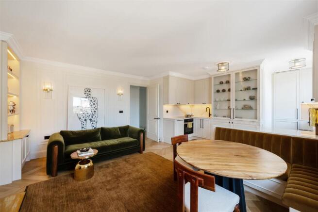 11 Fordham Court Hi-7.jpg