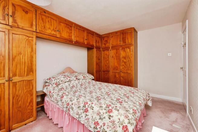 3 bed Semi-Detached for sale Image 11
