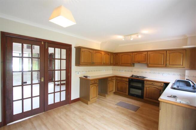 10 Beech Drive Kitch