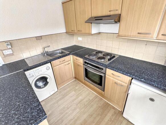 KITCHEN/DINER/LOUNGE