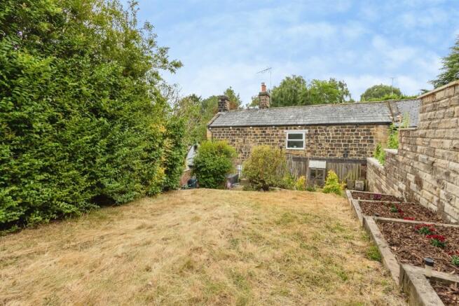 2 bed Semi-Detached for sale Image 11