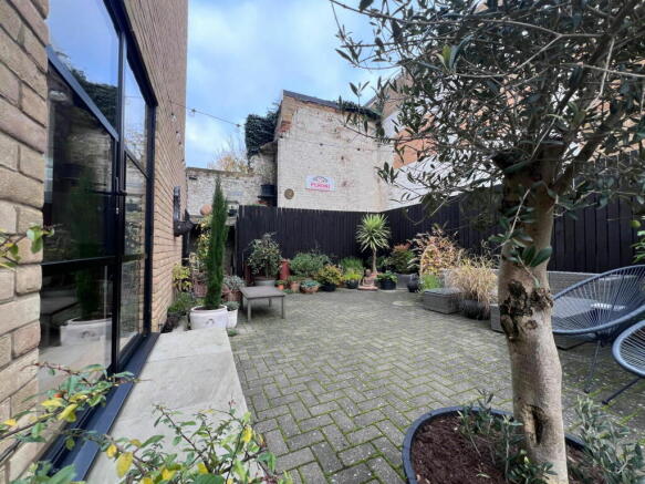 Photo 14