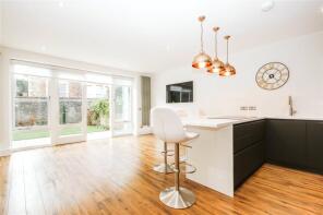 Flat 2, 19 Miles Court, Miles Road, Clifton, Bristol BS8 2JB