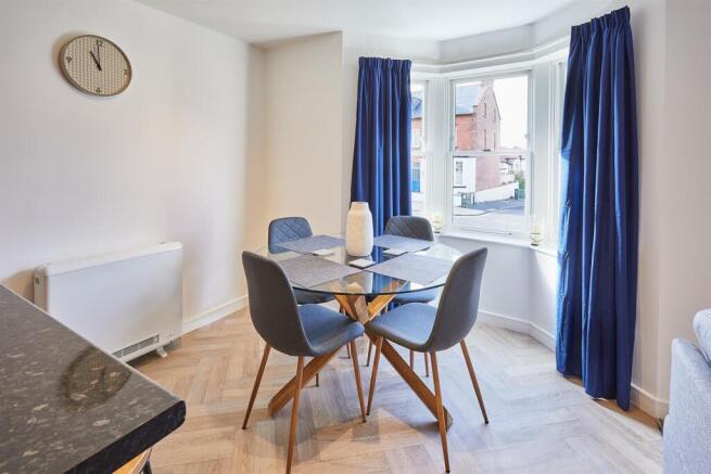 2 bed Apartment for sale Image 9