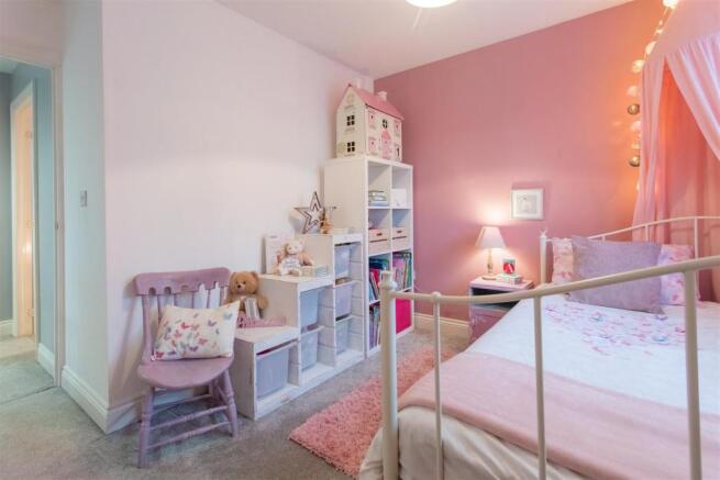 Bedroom 2 Upperfield.jpg