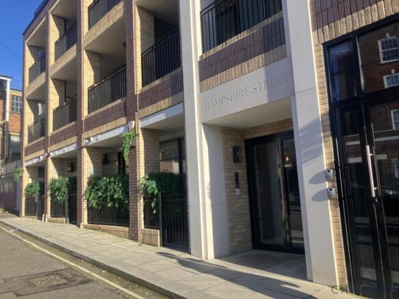 2 bed flat to rent Hampshire Street, London NW5