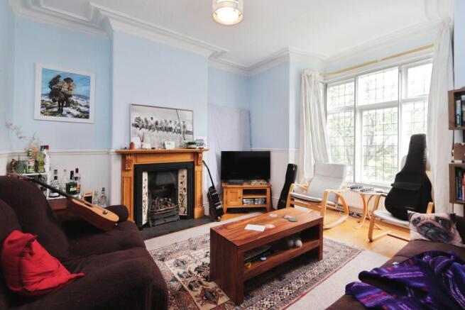 4 bed Semi-Detached for sale Image 5