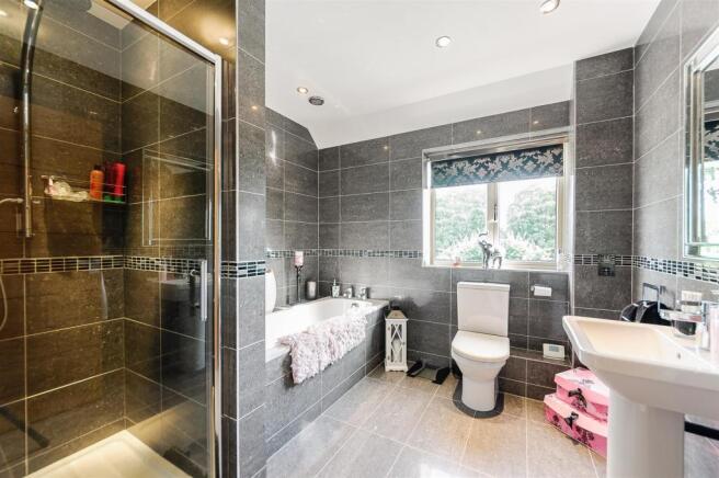 8263812-interior28-p