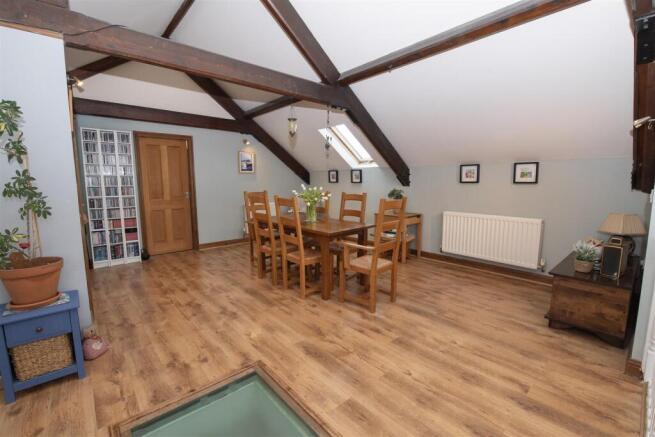 4 bed Character Property for sale Image 10