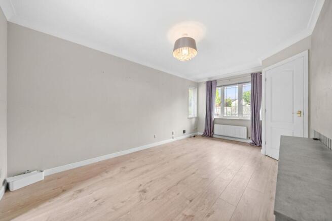 Ben Lomond Drive, Stirling, FK9 photo 4