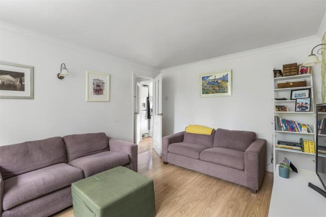 3 bed House for sale Image 6