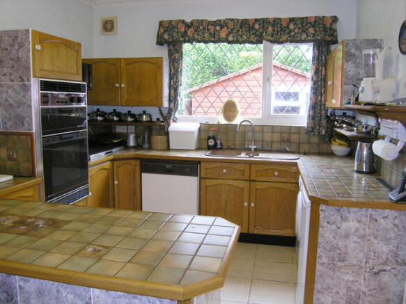 Kitchen 2