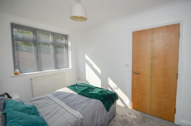 Bedroom one pic 2.jpg