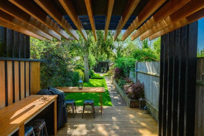 Outside Entertaining Area