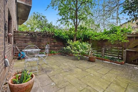 Carrol Close, Kentish Town, London, NW5