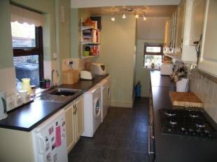 EXTENDED KITCHEN
