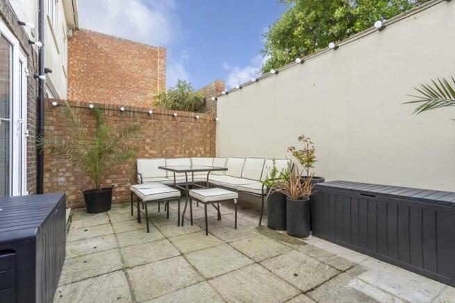 garden seating area.jpg