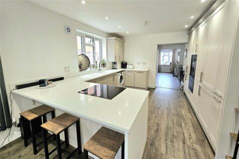 Willow Lane, Blackwater, Camberley, Hampshire, GU17