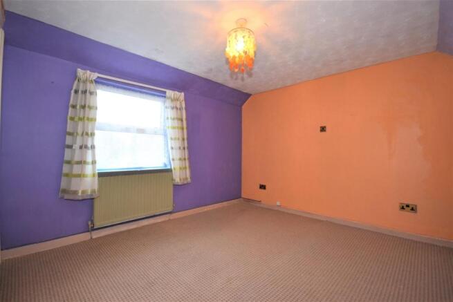 BEDROOM 1.JPG