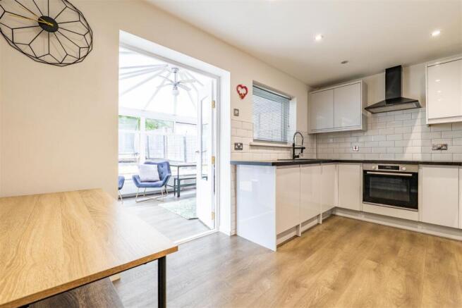 Kitchen/Dining Room